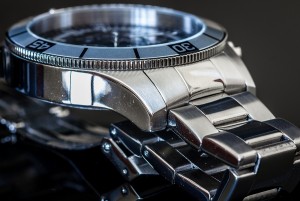 ratgeber-1 Herrenuhren 2013 - Welche Uhren-Modelle sind im Trend? bigstock expensive watch 45454117 300x201